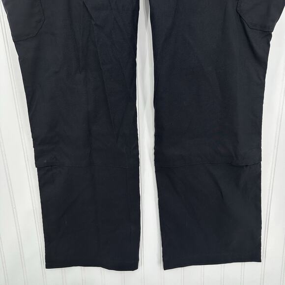 Duluth Trading Pants 18x31 Dry On The Fly Convertible Bootcut Hiking Roll Up EUC - Picture 3 of 14